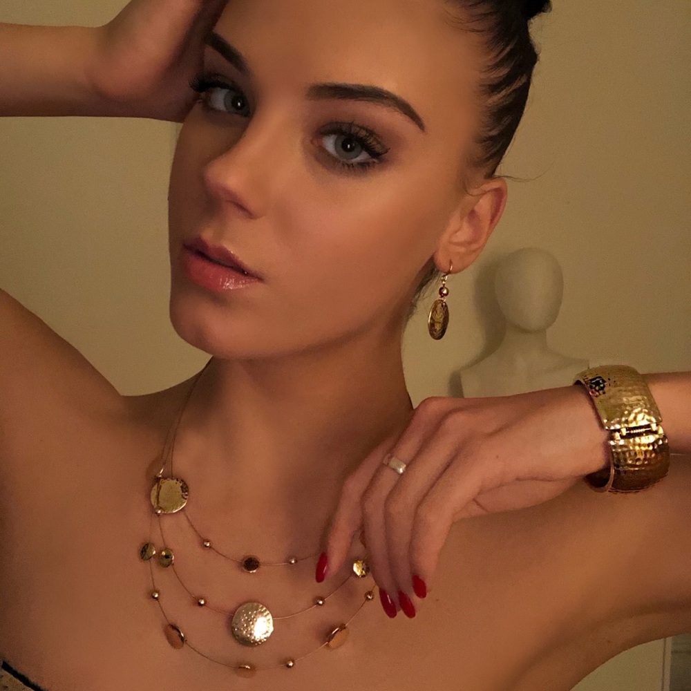 Jewelry set! 🧡✨